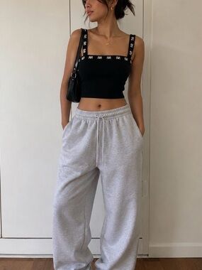 Saylor Cropped Tank Top medium Black Knit embellished Y2K